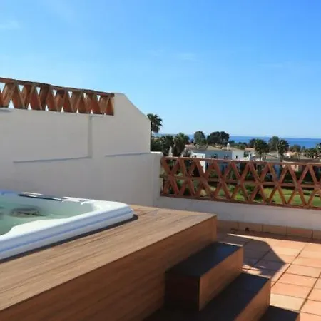 Modern 3 Bed With Sea Views Pool