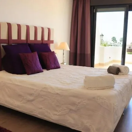Modern 3 Bed With Sea Views Pool *