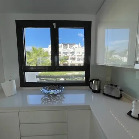 Apartment Modern 3 Bed With Sea Views Pool *